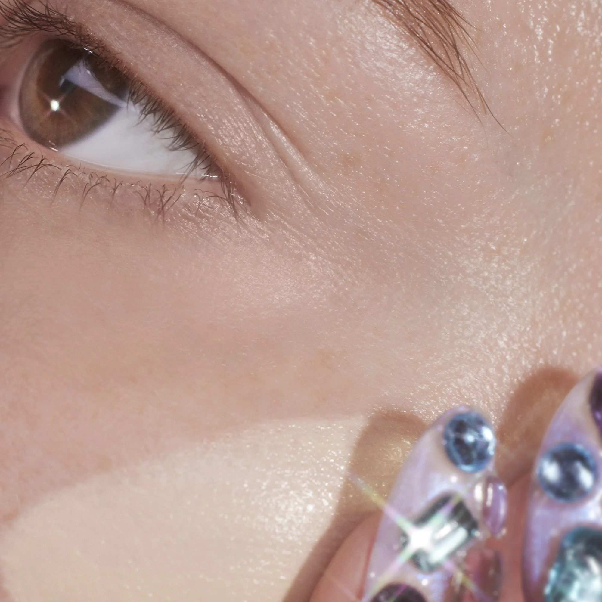 061223_Anastasia_DewySkin_0157_FINAL_RGB_IGF 4.37.48 PM.jpg