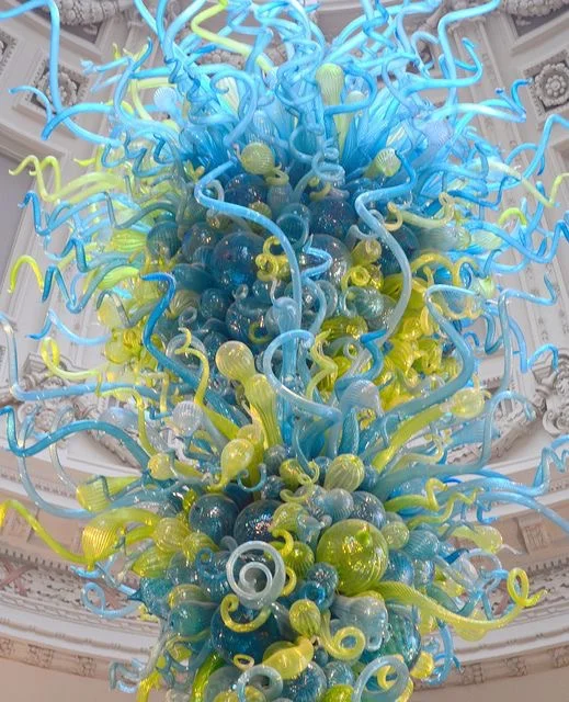 Inspiration: Dale Chihuly Chandelier  Victoria &amp; Albert Museum, London 