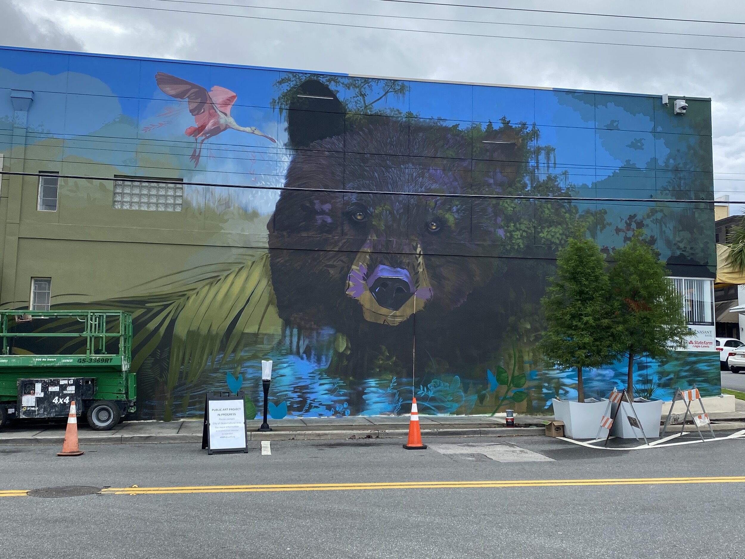 bear-mural-13.JPG