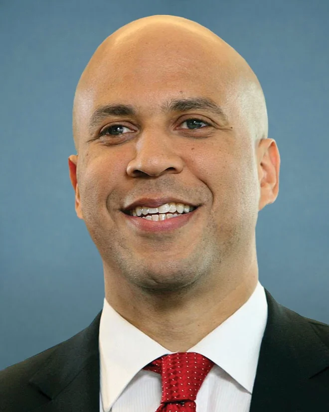 Cory_Booker,_official_portrait,_114th_Congress.jpg
