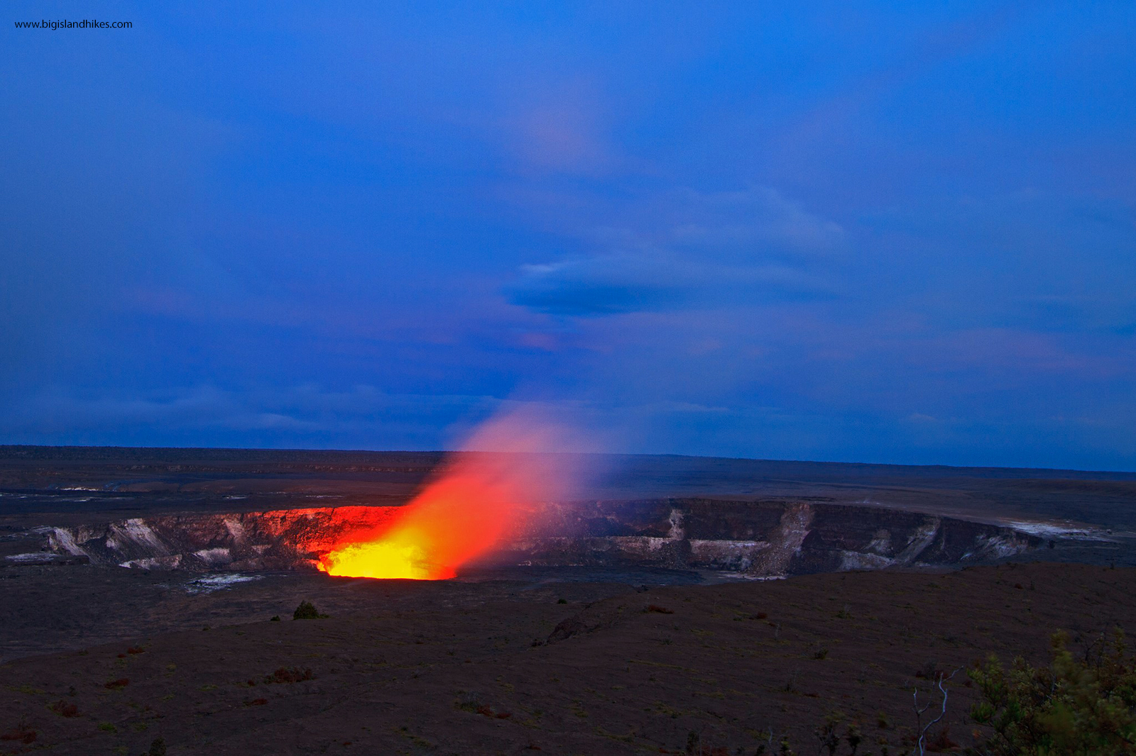 hawaii volcanoes halemaumau eruption.jpg