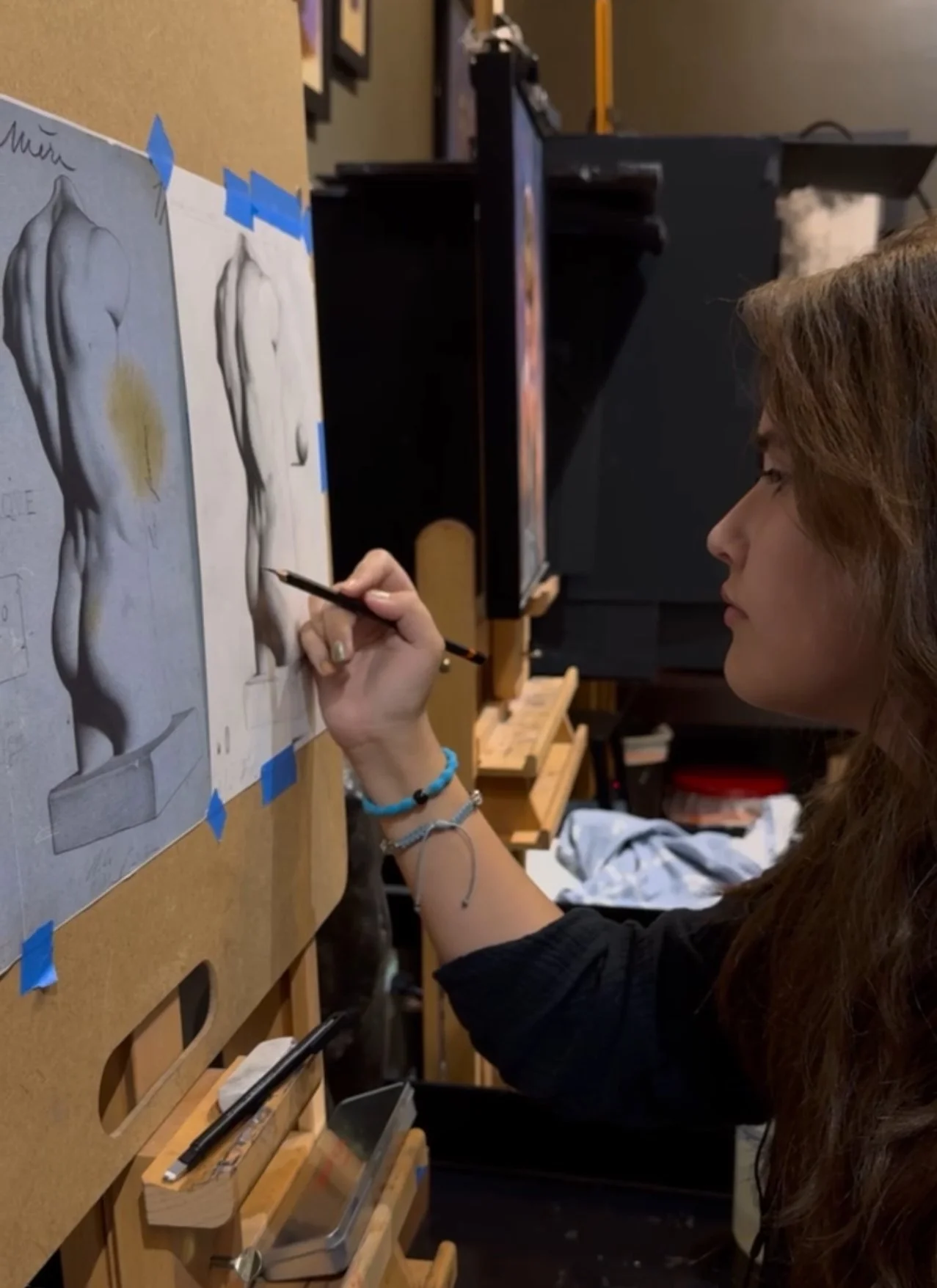 Gateway Student copying a Bargue Plate