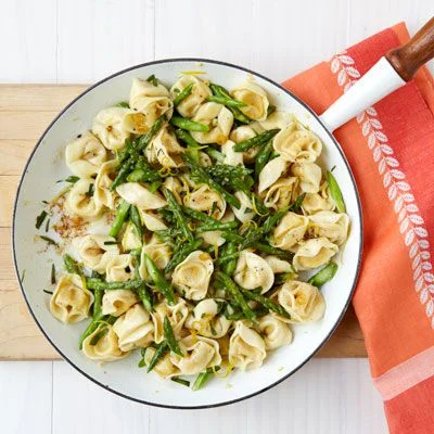 54f8ed63ca910_-_utter-tortellini-toasted-garlic-asparagus-recipe-wdy0513-xl.jpg