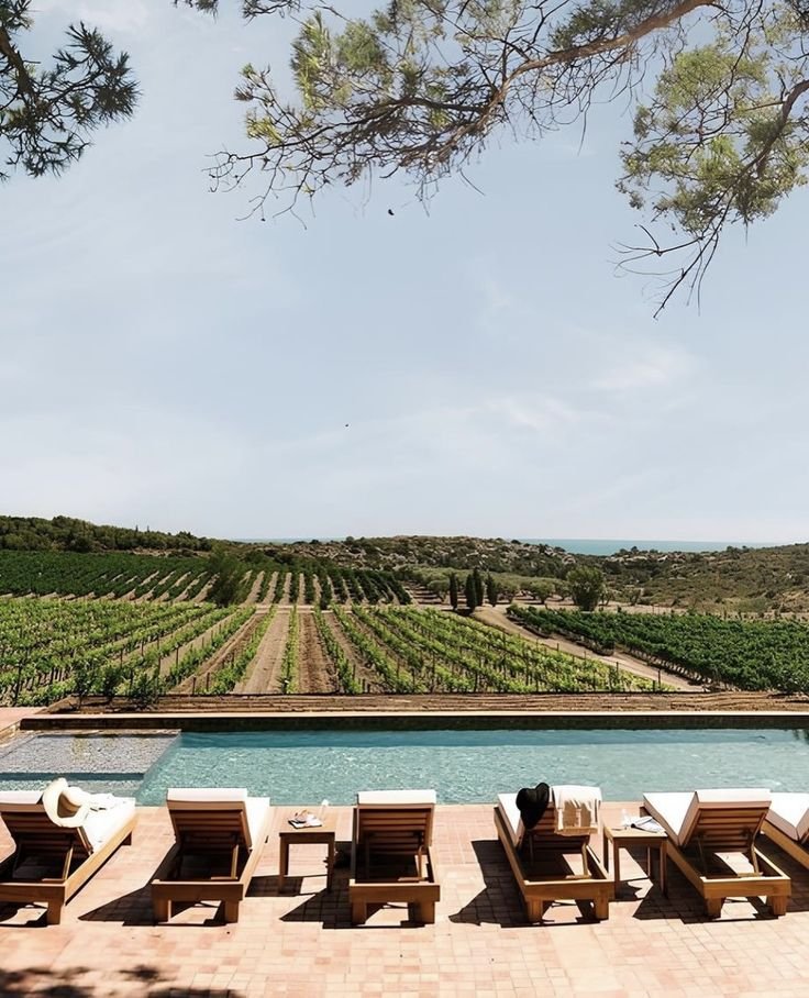 THE WORLD’S MOST STUNNING VINEYARD HOTELS