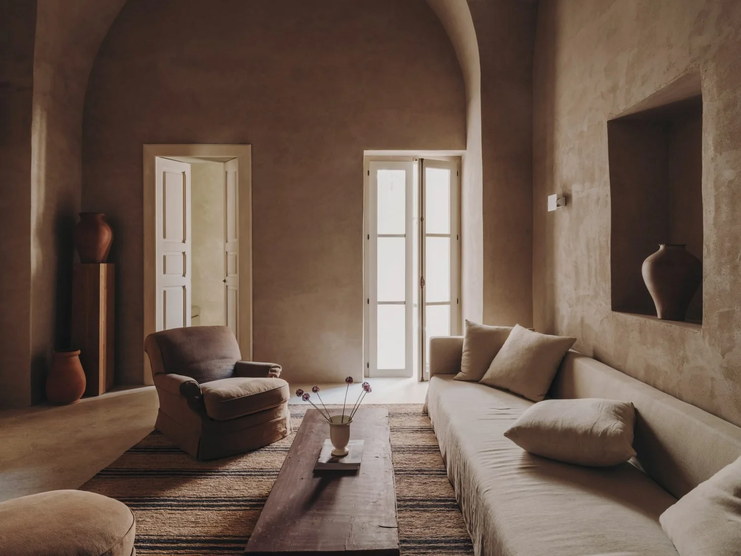 The Sun-Kissed Splendor of Mediterranean Interiors — Nicole Bozzani