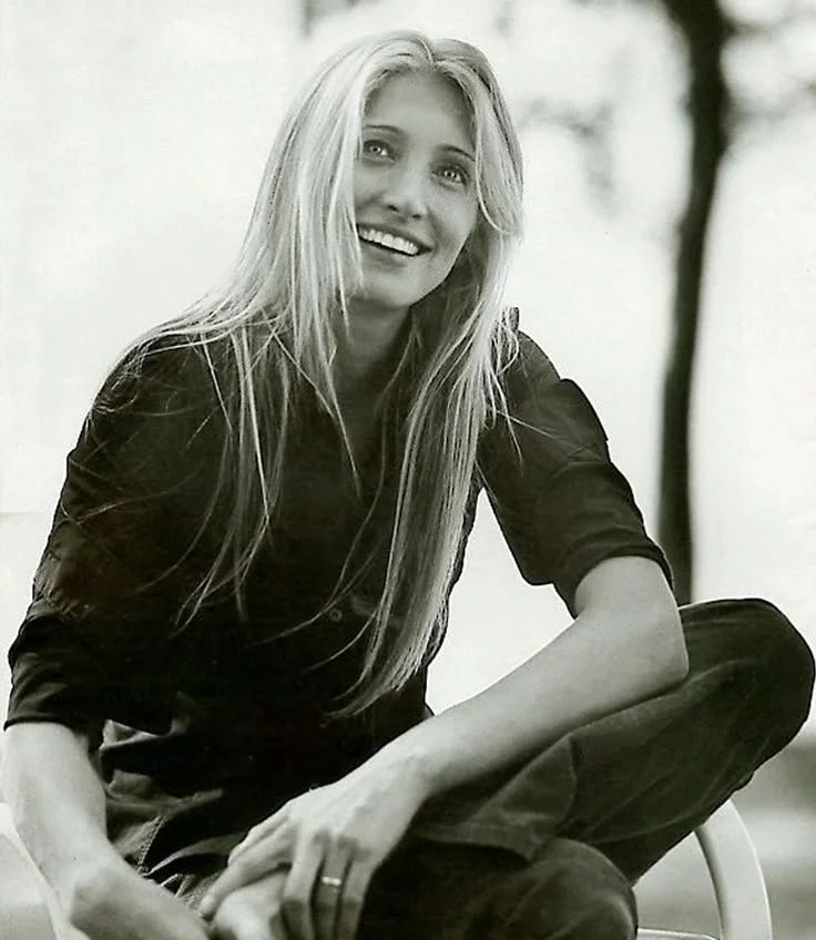 SUNDAY STYLE PROFILE: WHY CAROLYN BESSETTE-KENNEDY STILL SETS THE STANDARD