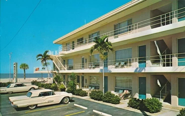 THE ROADSIDE MOTELS TO CHECK-IN TO