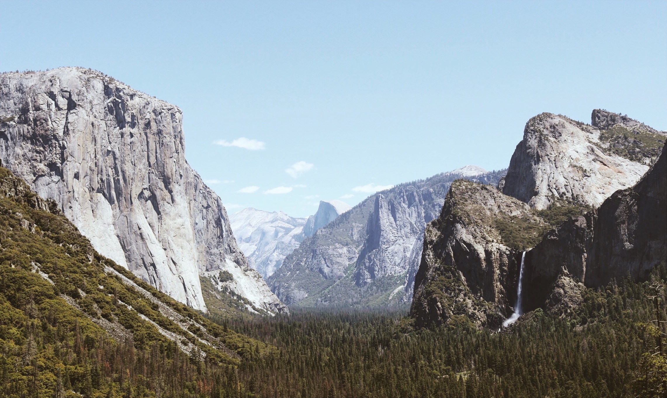 Tunnel View