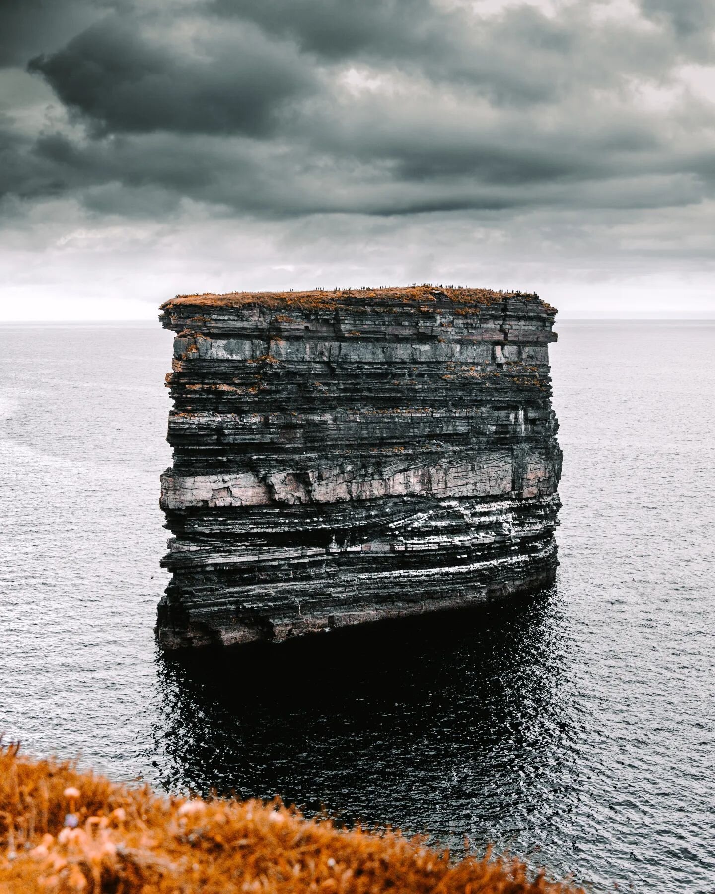 Big Rock

#mayonorth #mayo #downpatrickhead #downpatrick #irelandtravel