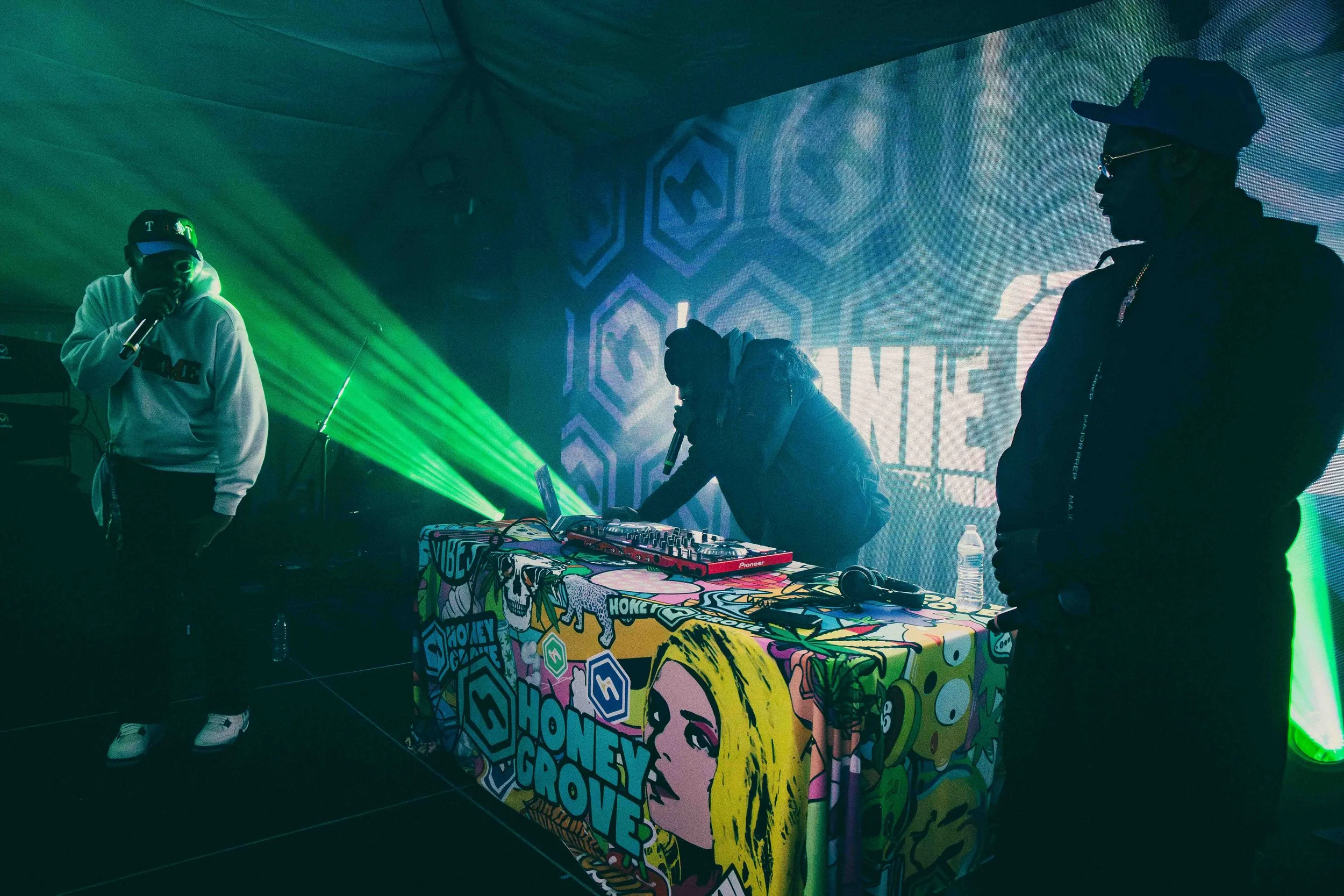 251213_BeanieSigel_HoneyGrove_JM-175.jpg