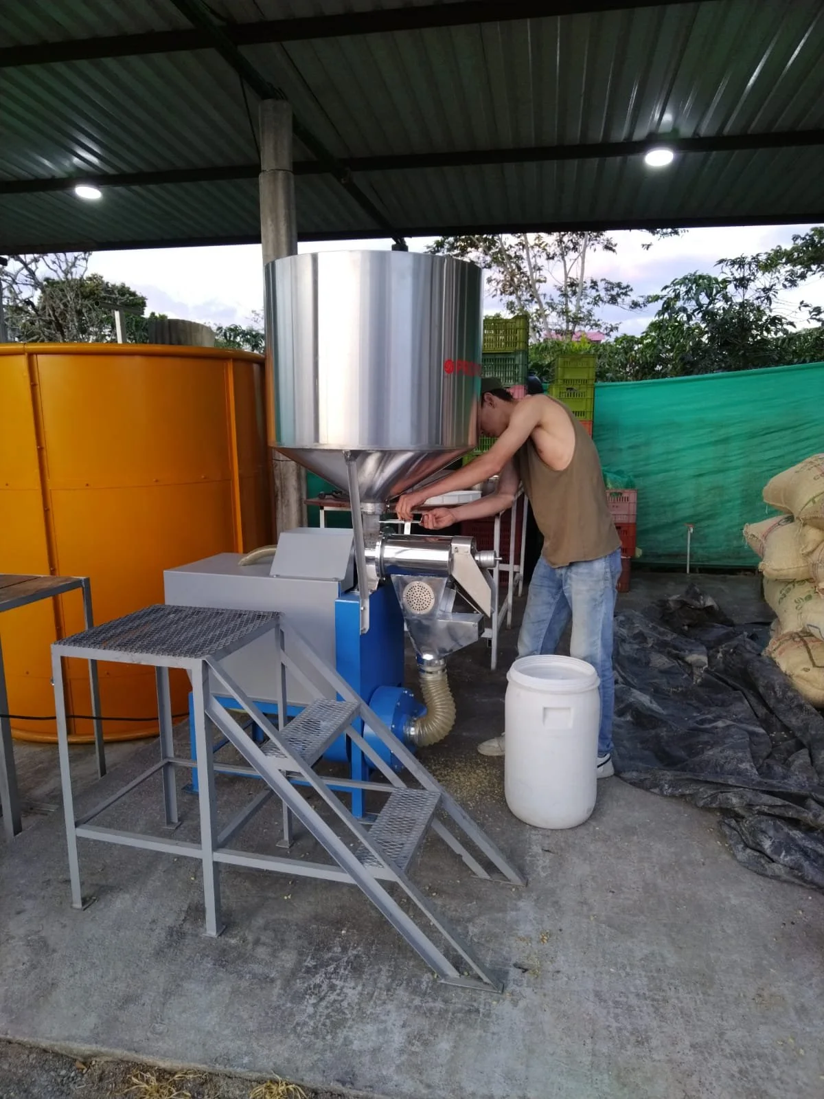 Fermentation Tank.jpg