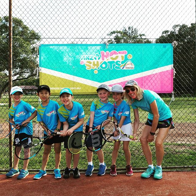 #tenniscampsmutchpark #winterschoolholidays #pagewood #botany #matraville #malabar #funandfitness #hotshotstennis #sydneyschoolholidays #exercise
#timeawayfromthescreen #registrationsopen #tennis4u