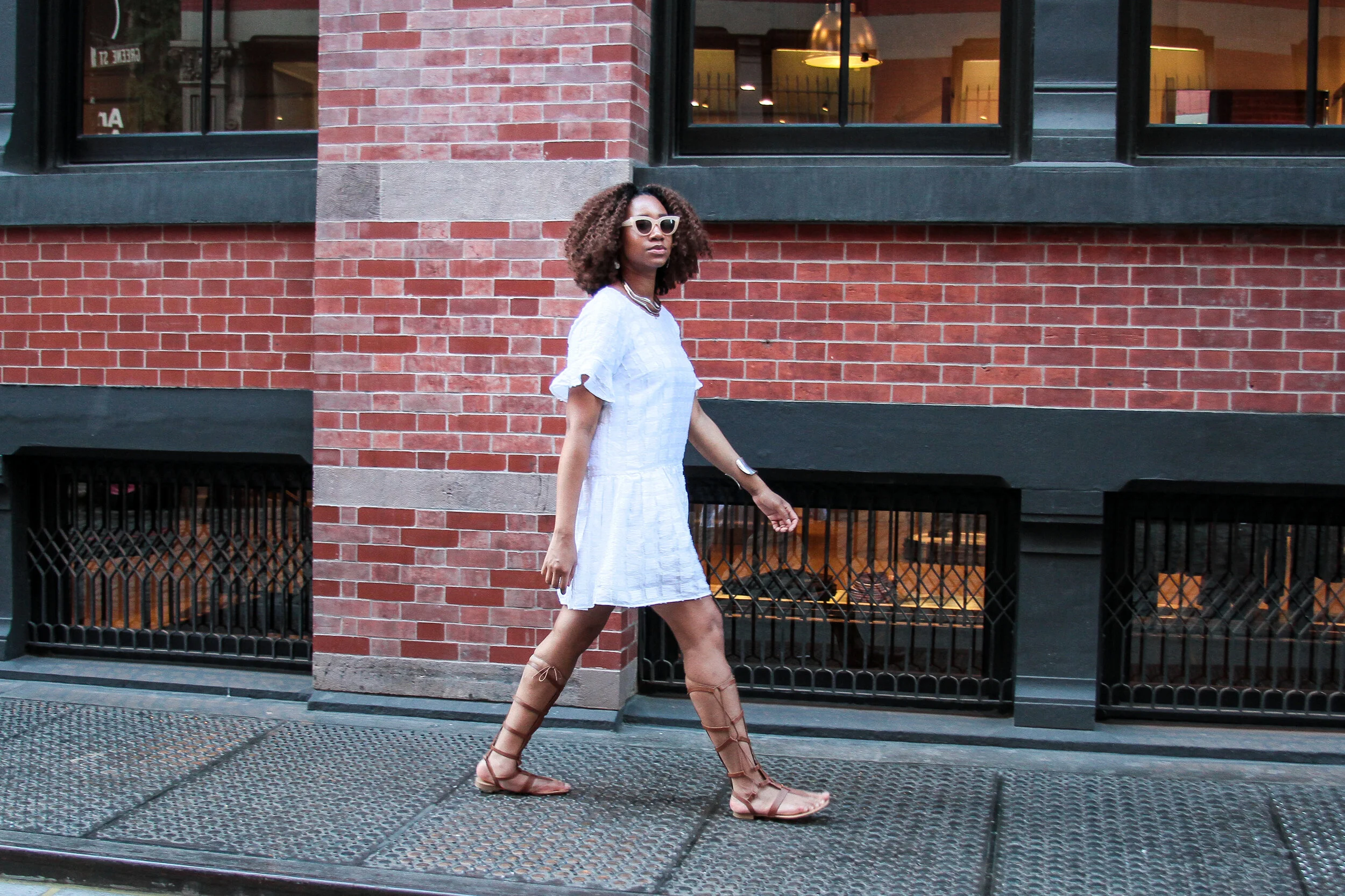 Hi! I'm Dominique, a Brooklyn-based writer and editor. 