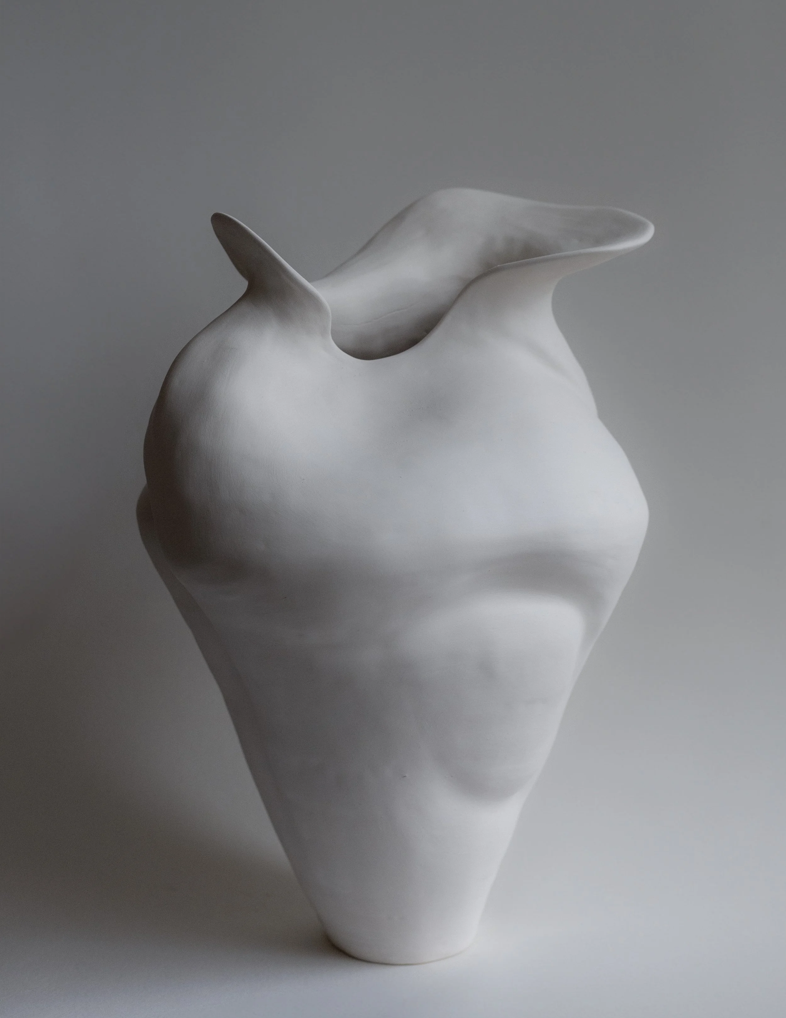 02_White_Deflated White_2024.JPG