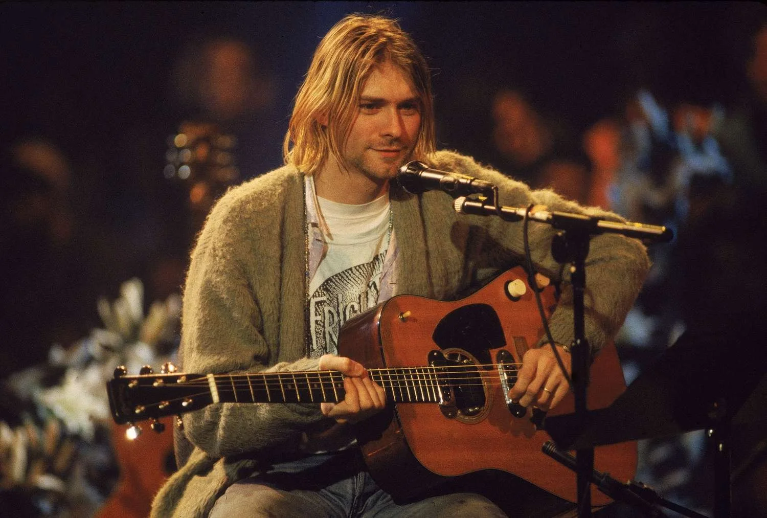 Kurt Cobain on MTV Unplugged