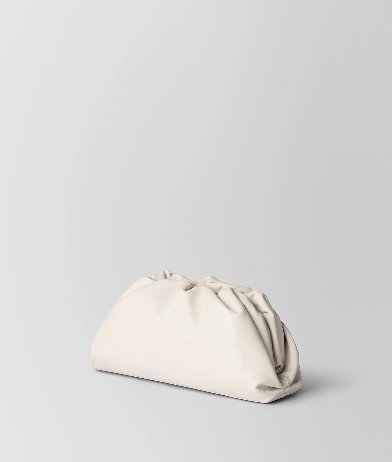 bottega-veneta-mist-The-Pouch-20.jpg