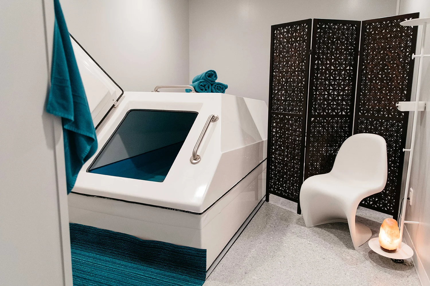 Float Lounge 3.jpg