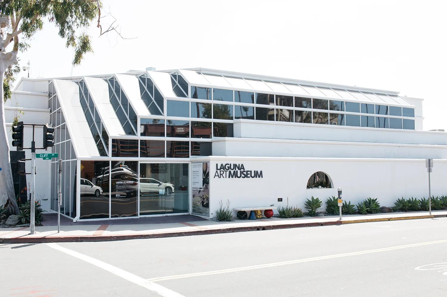 Laguna Art Museum Header.jpg