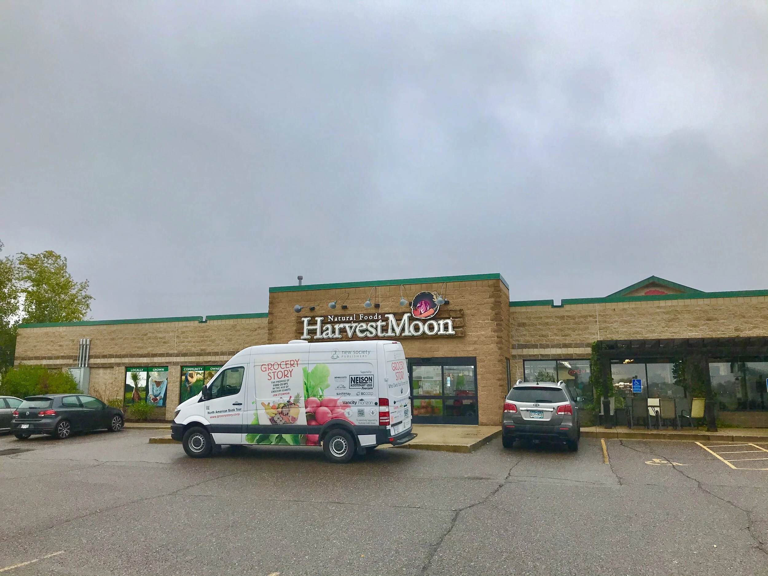 Harvest Moon Co-op (Long Lake, MN) - the only grocery store in Long Lake!