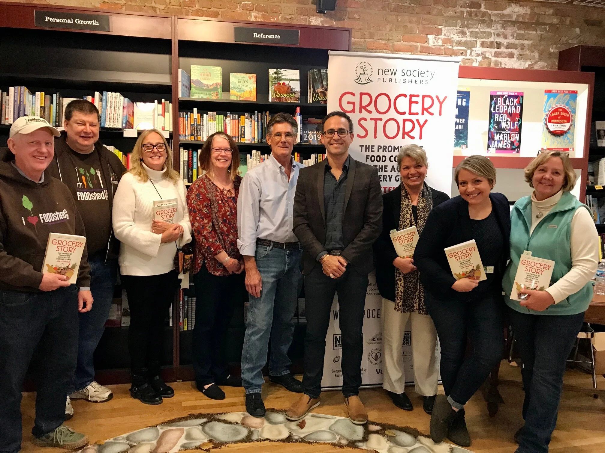 The startup Food Shed Co-op is looking to bring a cooperative grocer to the Woodstock/Crystal Lake, IL area