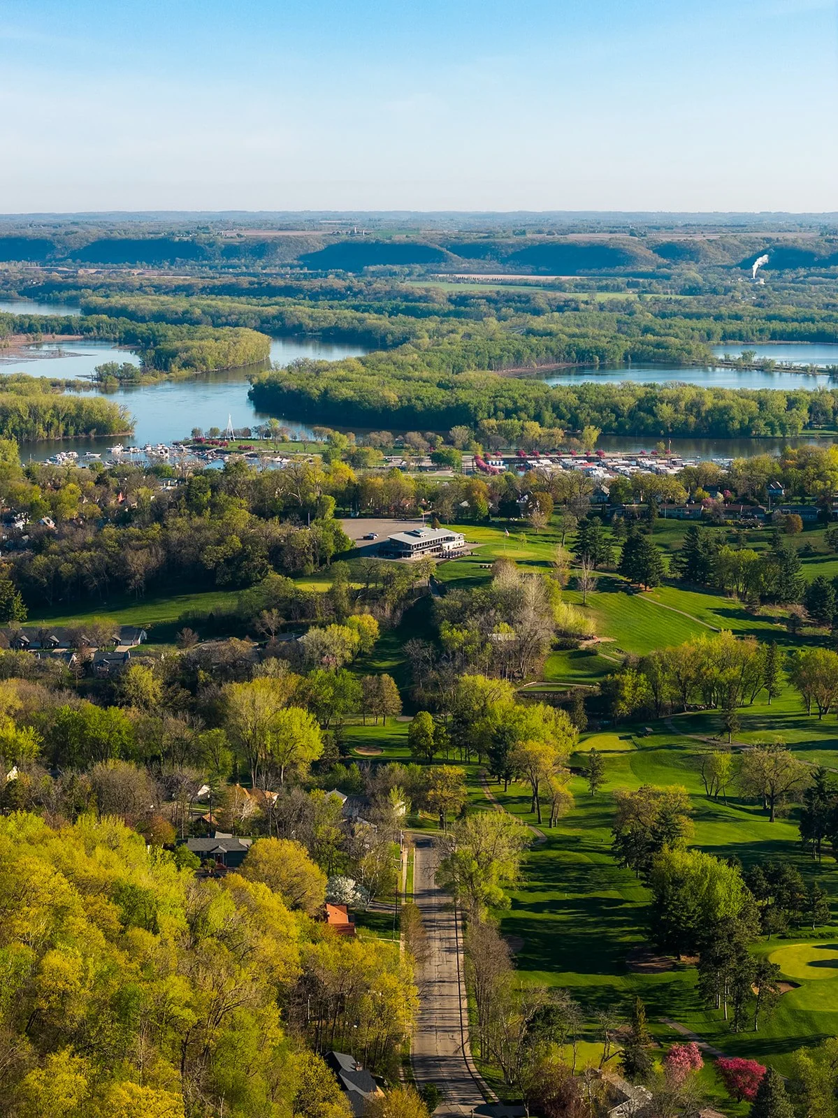 05.01.26_RWGC_AERIAL_CLUBHOUSE_11.jpg