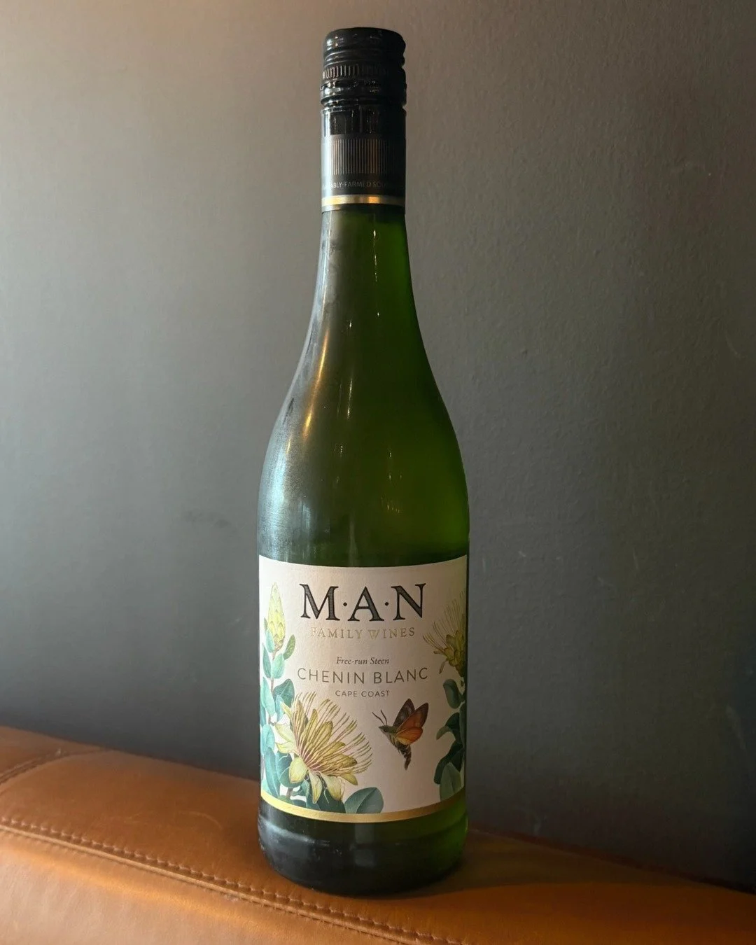 Fresh, vibrant and beautifully balanced, our March Featured Wine is the Man Family Wines Chenin Blanc. Showing notes of pear, bright citrus and subtle tropical fruit, it finishes crisp and dry with refreshing acidity.

A natural match for seafood and