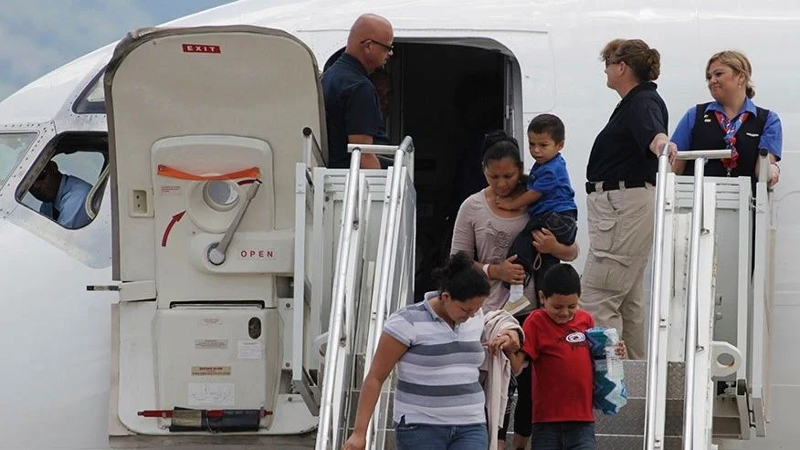Deportees offered free English teacher training
