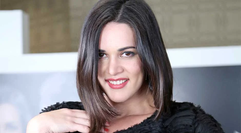 MONICA11.jpg