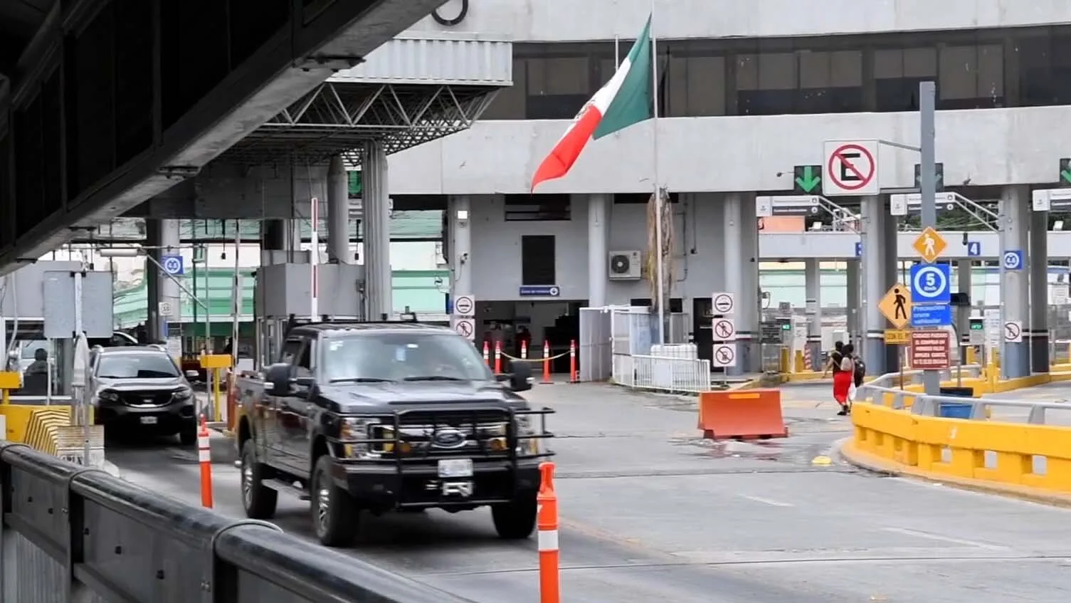 Protests in Mexico try to block U.S. border over COVID-19 concerns