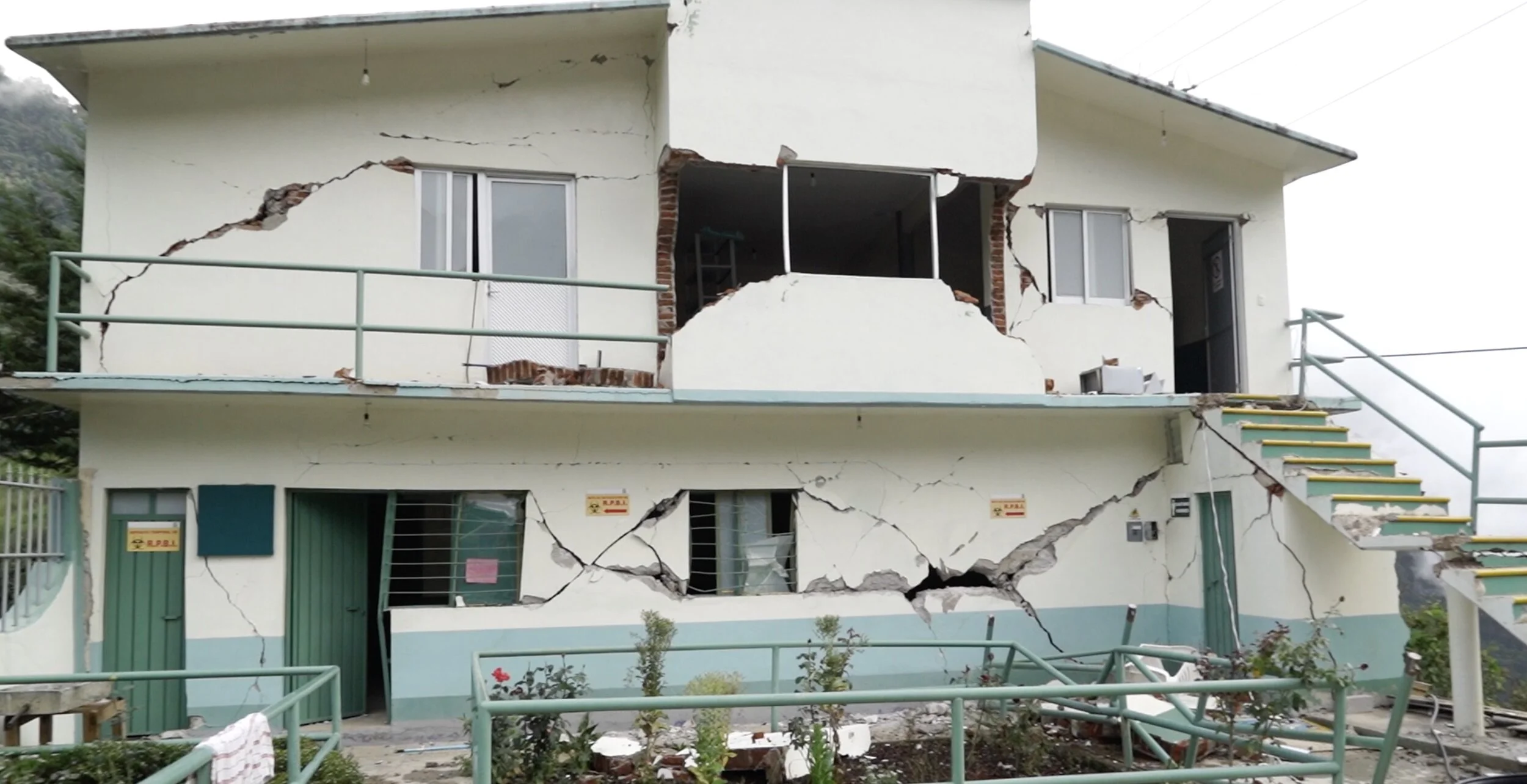 Mexico earthquake devastates remote mountain communities