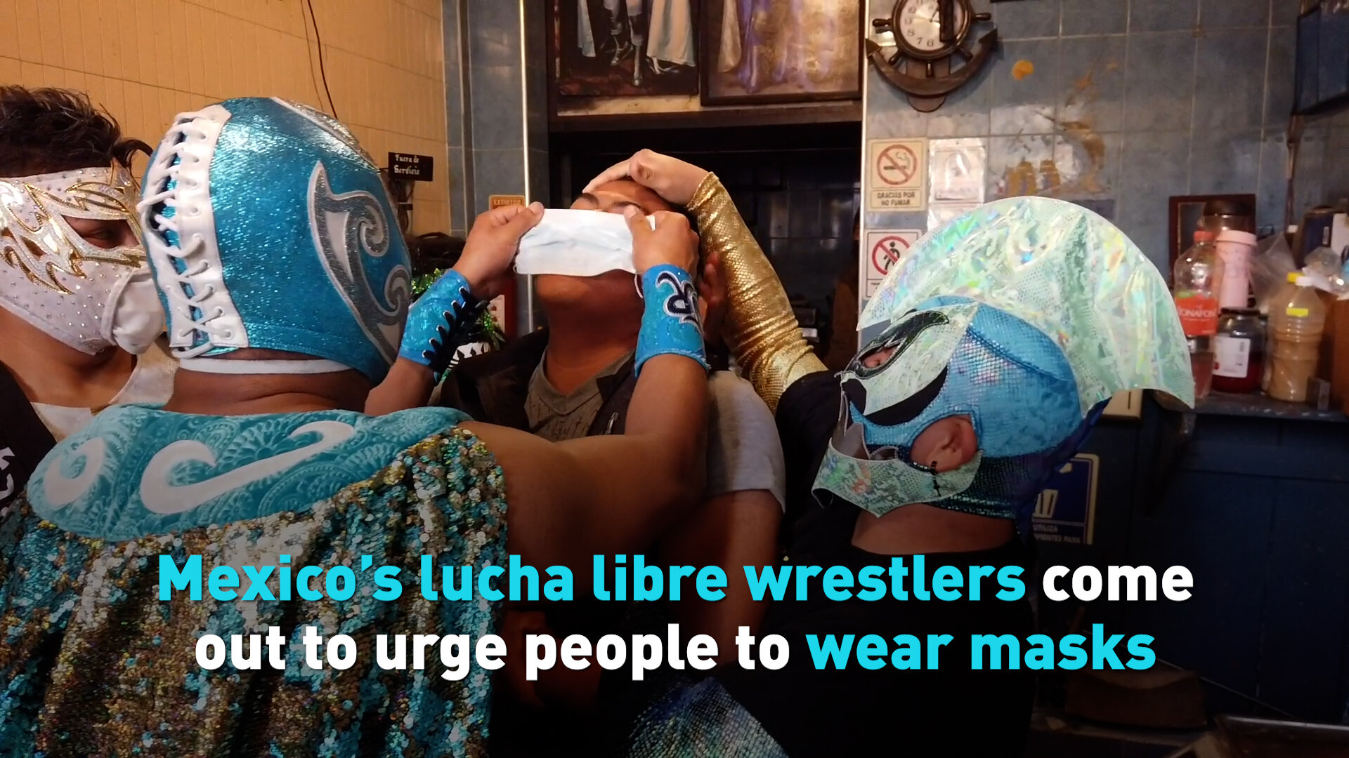 Lucha Libre fighters enforce mask-wearing