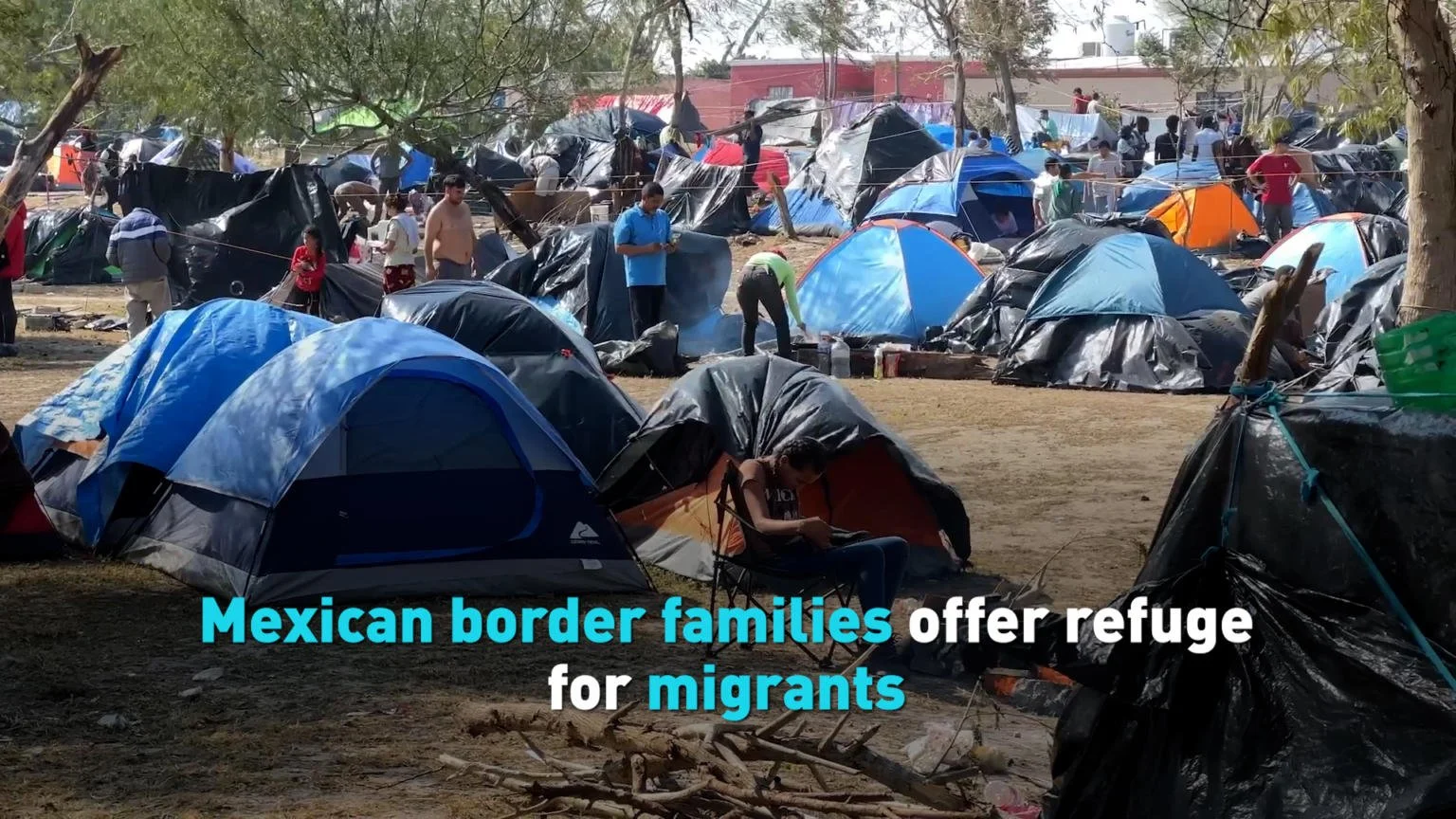 Mexican border communities take in desperate migrants