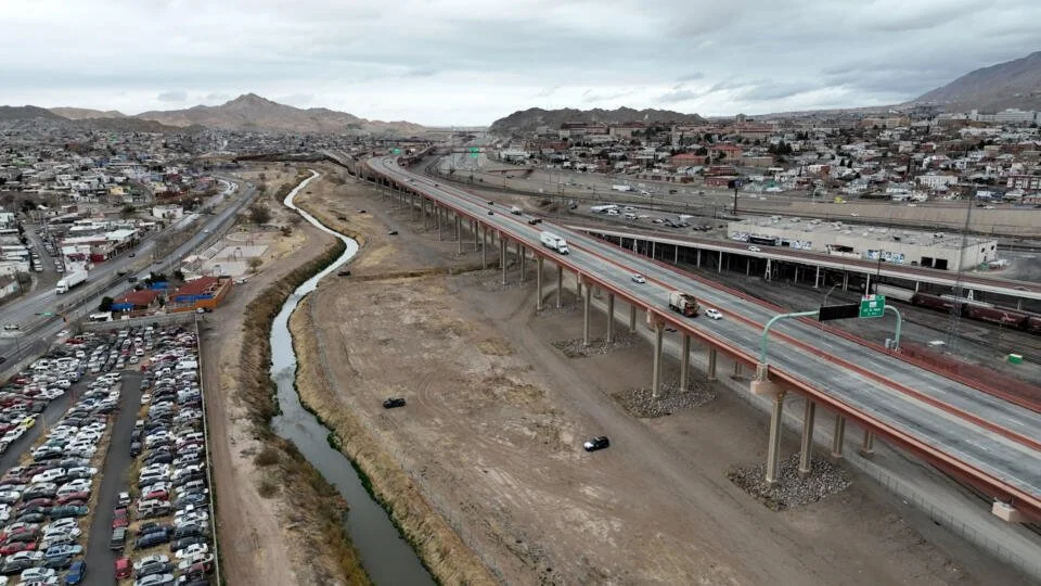 Trump authorizes military force against cartels