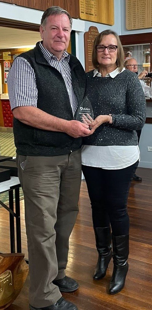 L to R Micheal Williams representing Insurance Advisernet presenting winner Nina Williams from Dungog Shire Community Centre.jpg