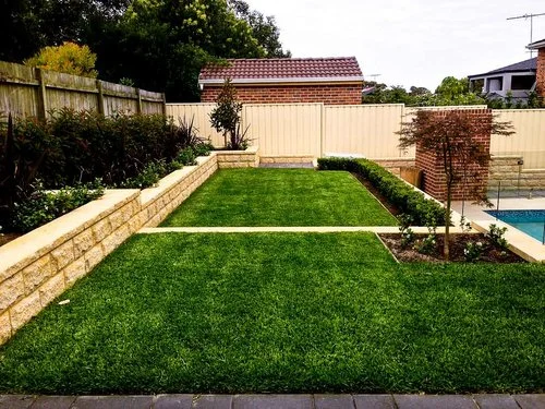 Formal Garden with Travertine Paving — Ocean Shores