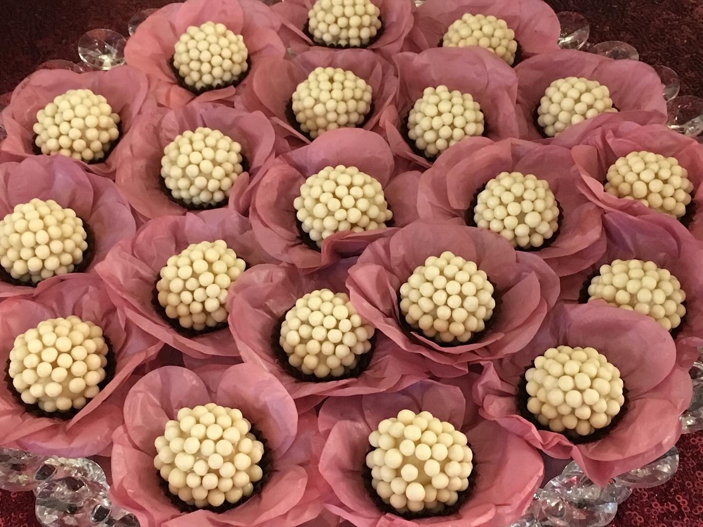 Another special moment with our Gourmet Brigadeiros!! 💍