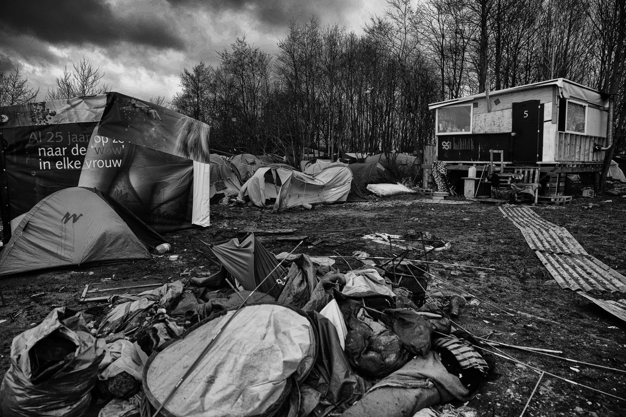  Wood house builded for migrants by locals people in the refugee camp of Grande-Synthe, Dunkirque, France, January 15, 2016. Photo Delmi Alvarez. 