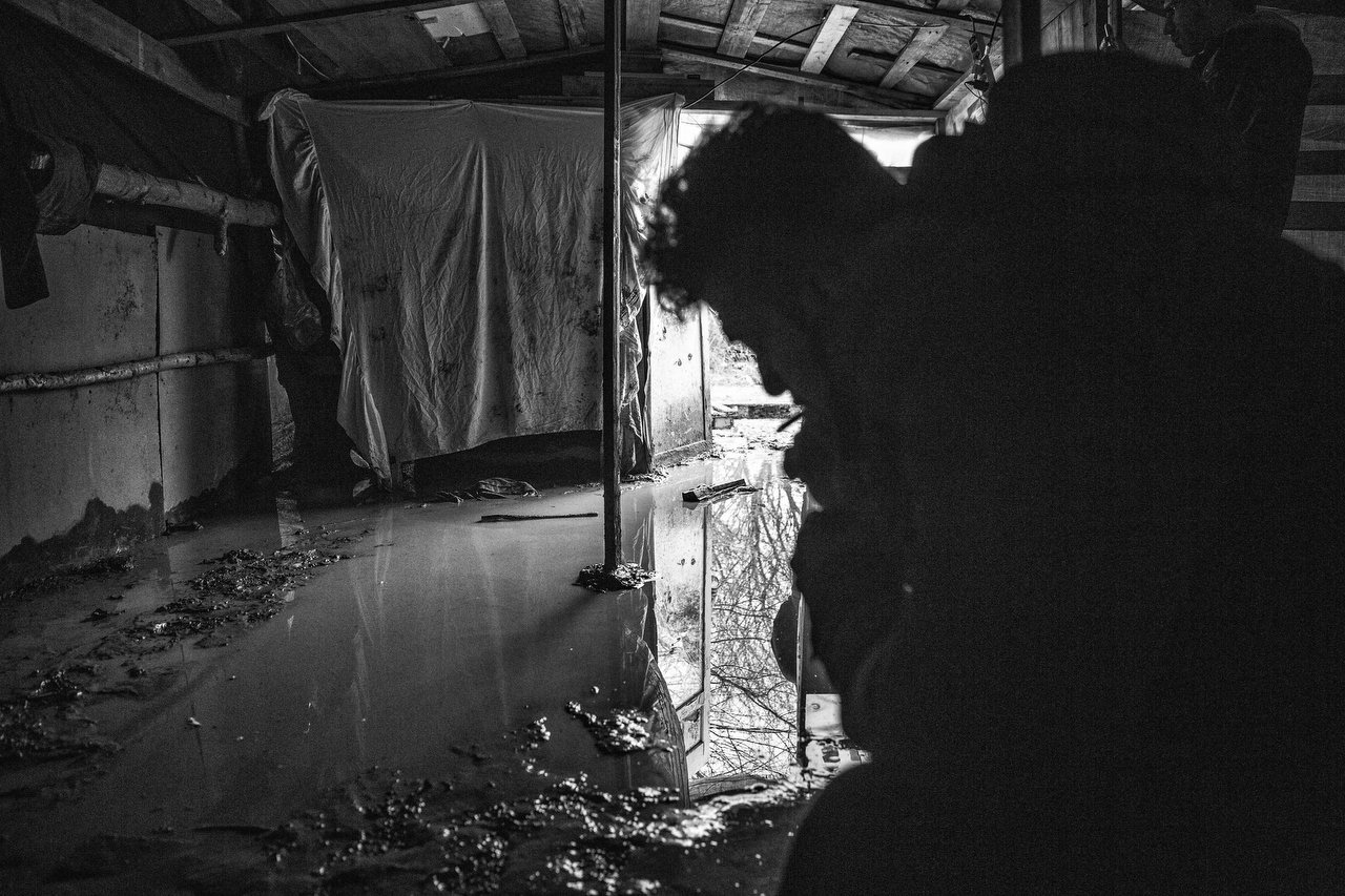  Camp tent flooded with water at the makeshift camp of Grande-Synthe, Dunkirque, France, January 15, 2016. Photo Delmi Alvarez. 