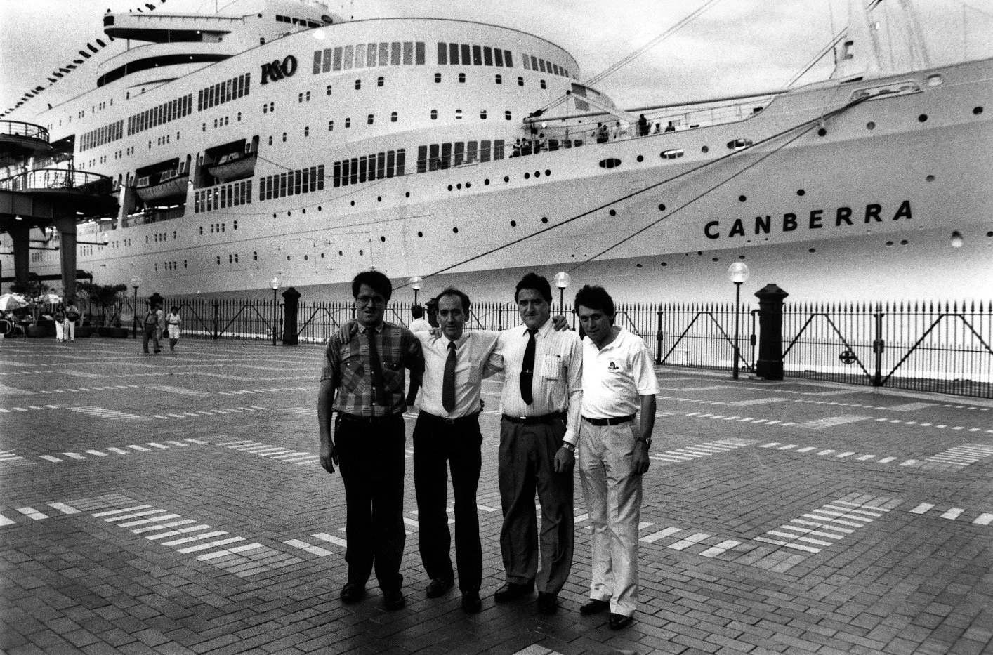 cuatro primos canberra sydney.jpg