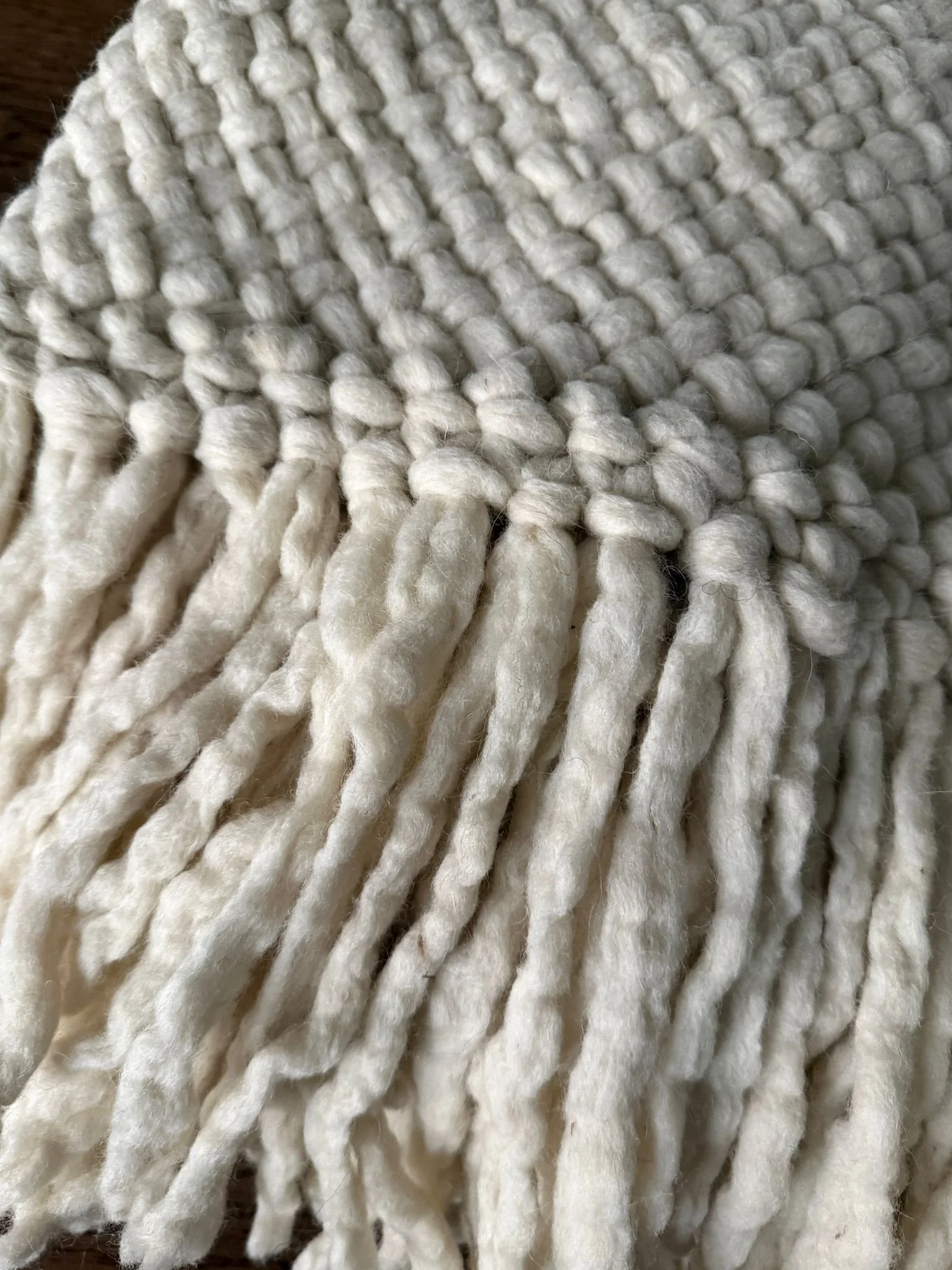 whool-creme1.jpg