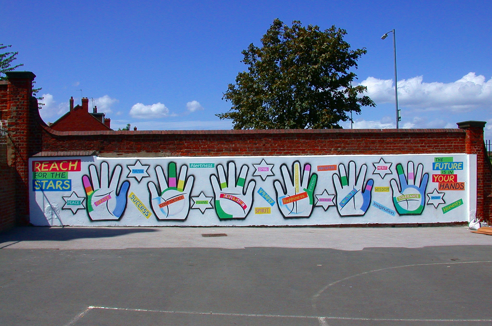 hands mural 5.jpg