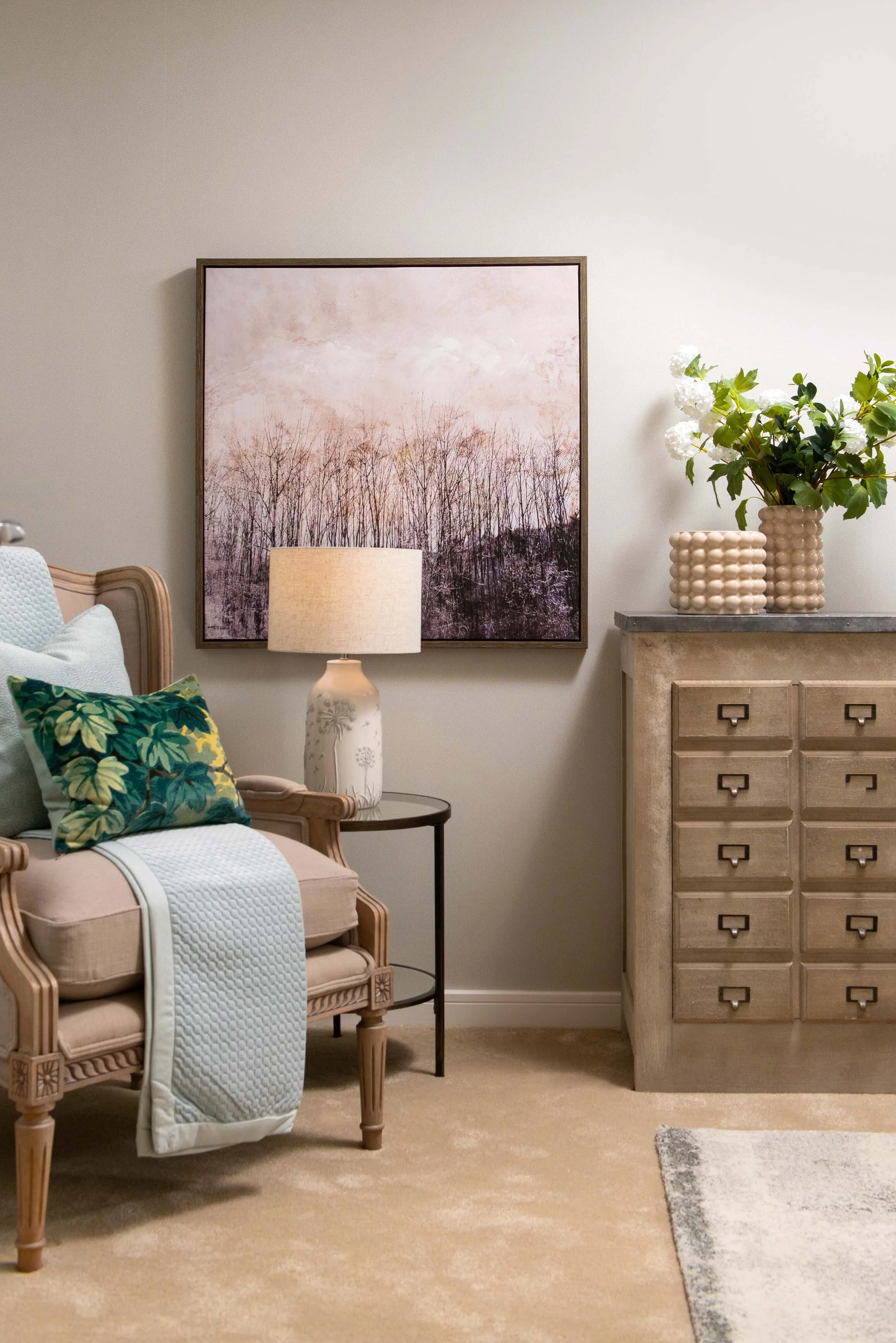  internal photograph of arm chair and canvas painting https://www.procterimages.co.uk/ 