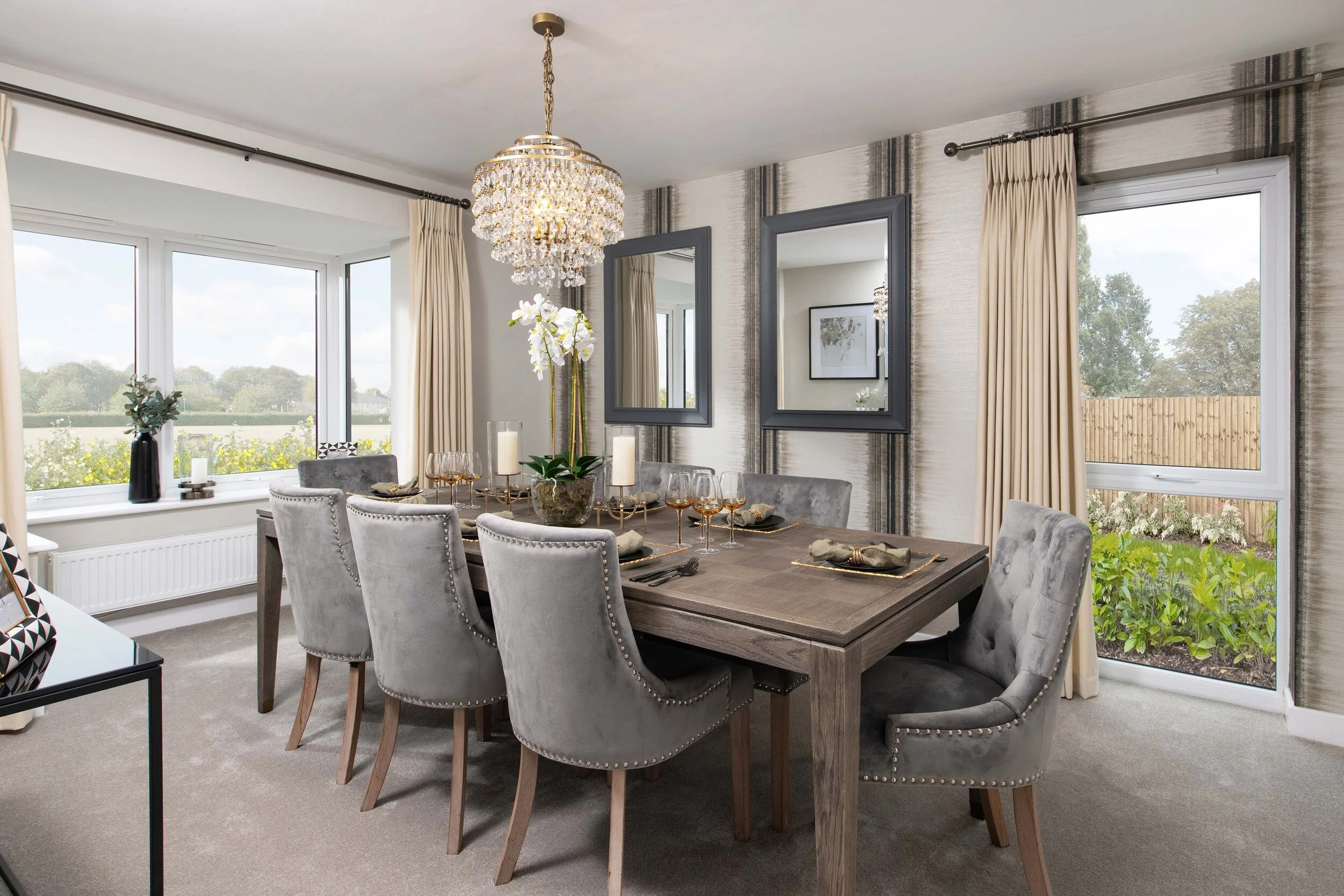  professional property photography of dining room and large wooden table https://www.procterimages.co.uk/ 