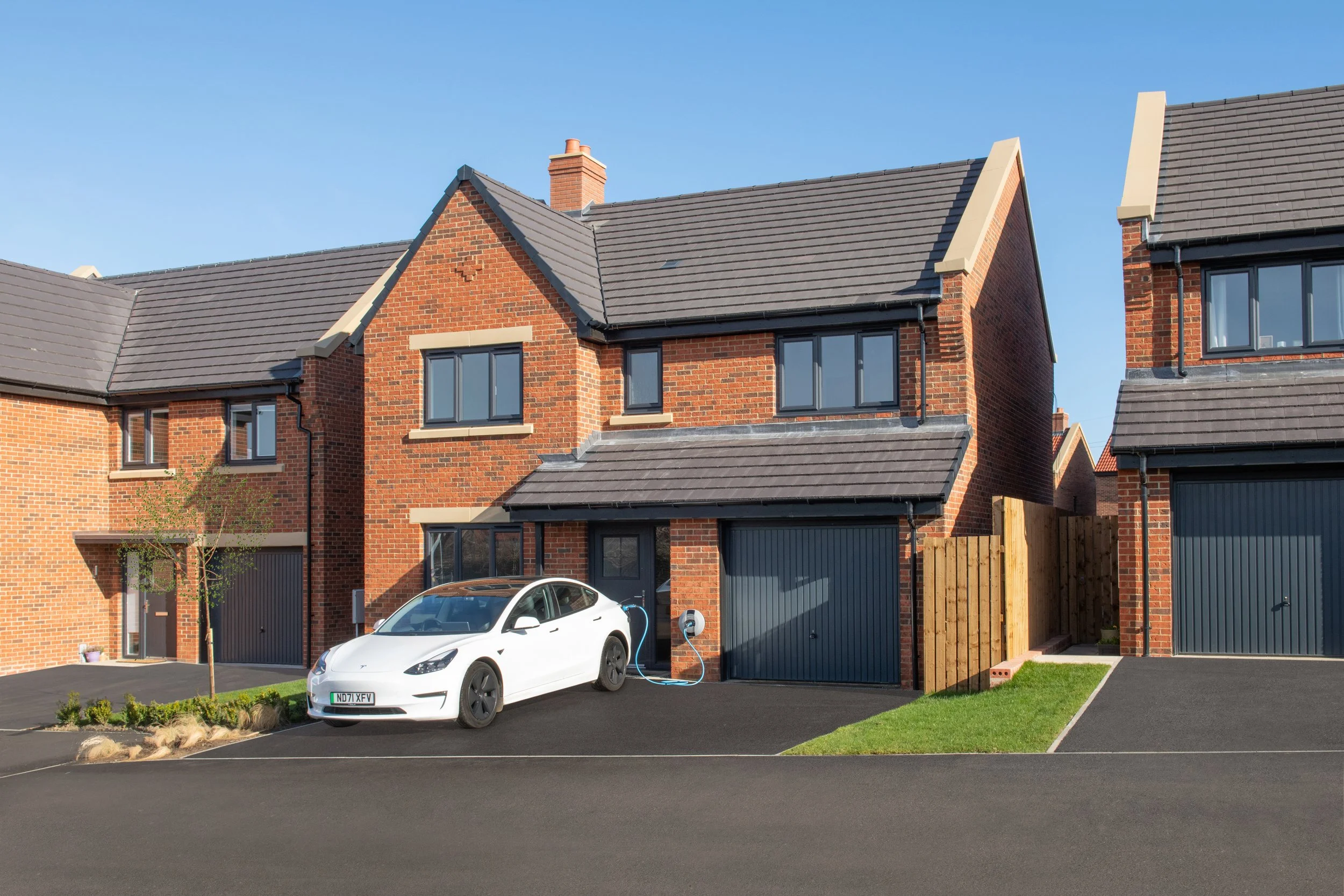 001 Bellway_ChurchView_FutureHome_ChargingPoint_Website.jpg