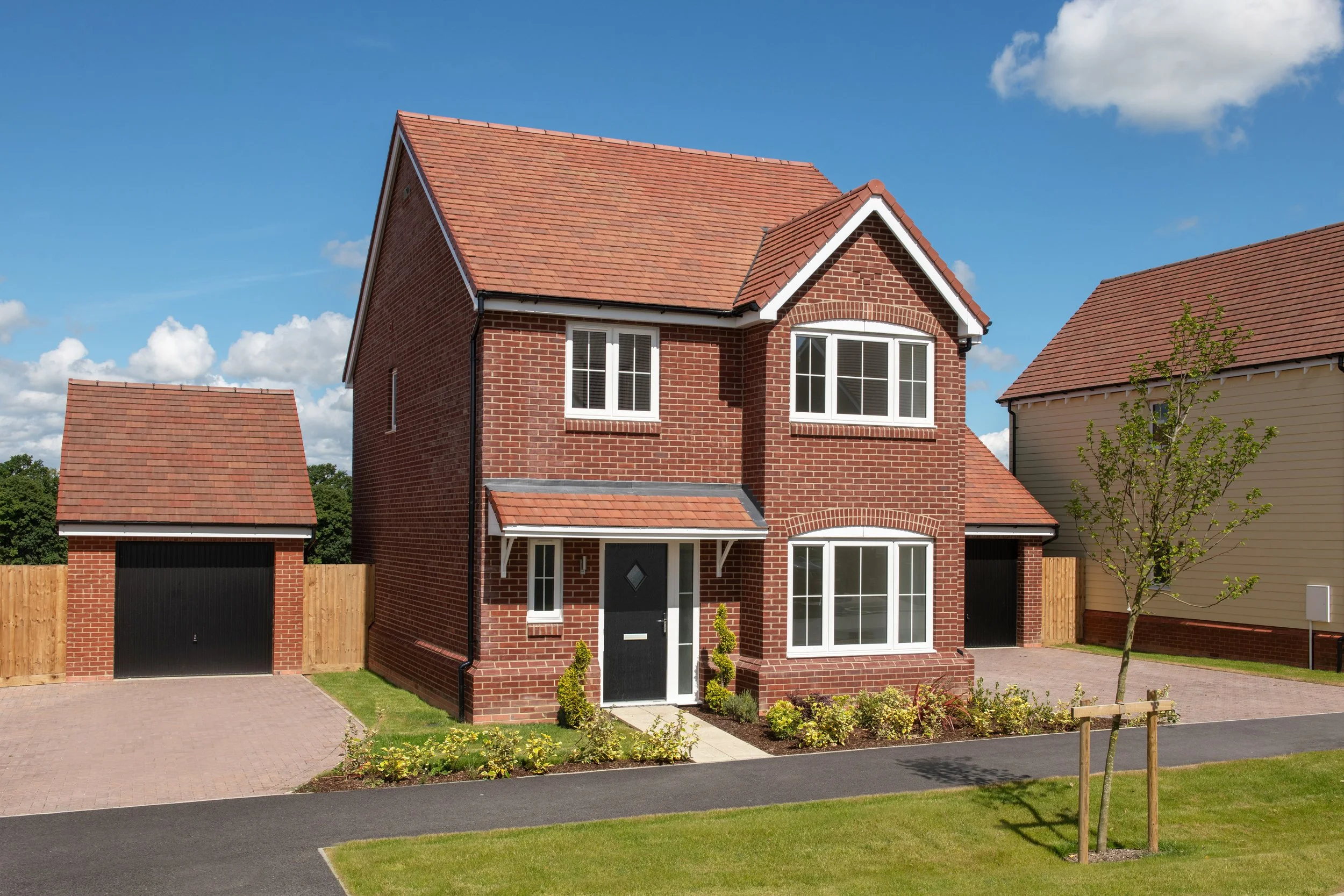 003 BellwayEC_IvyHill_Externals_Website.jpg