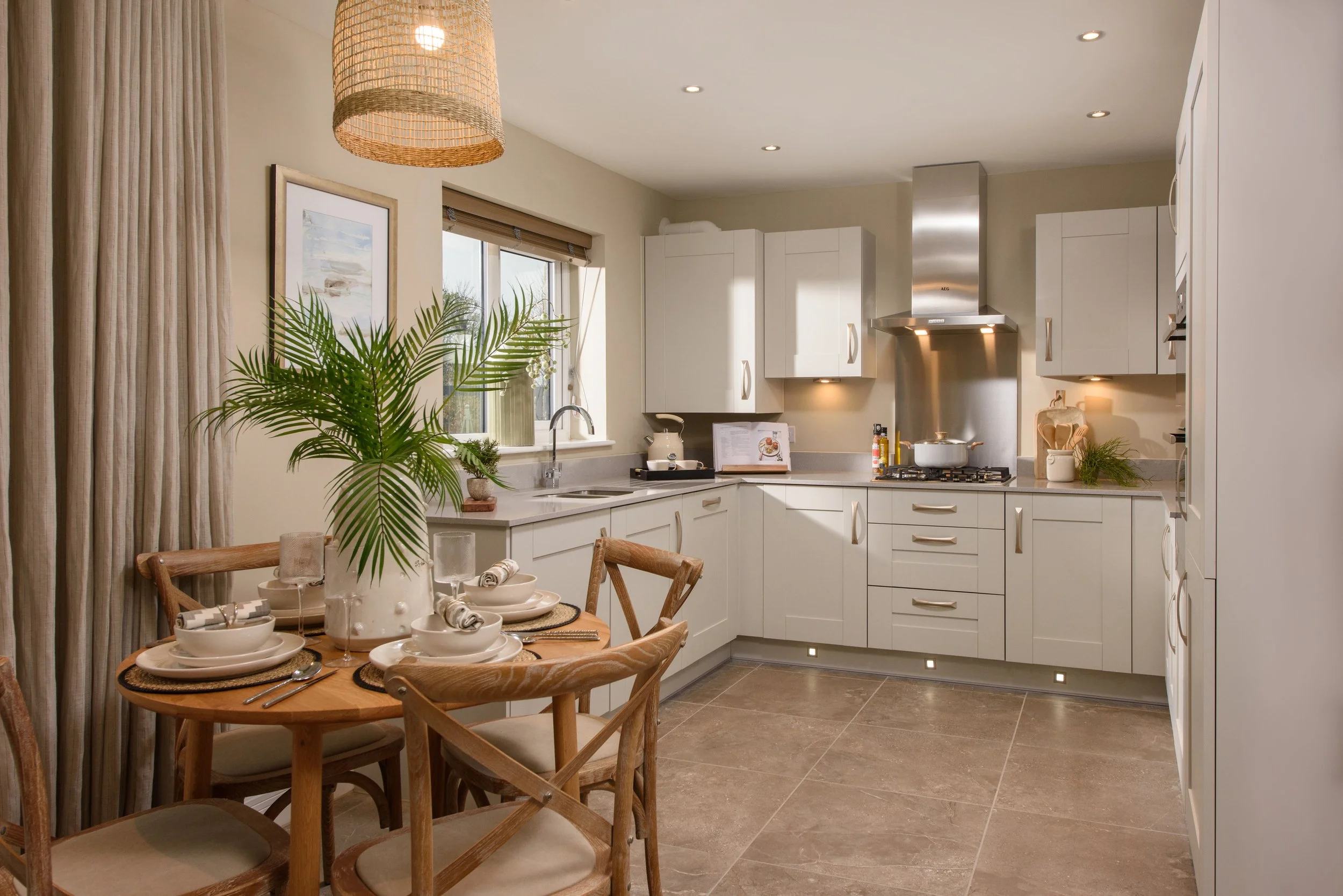 009 BellwayYorkshire_MillstonePark_SH1_Rooms_Website.jpg