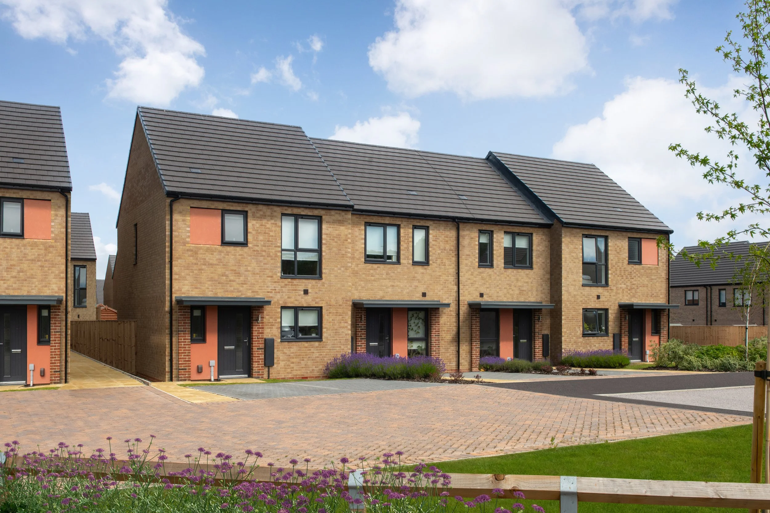 001 VistryNE_Gateshead_FreightVillage_Externals_Website.jpg