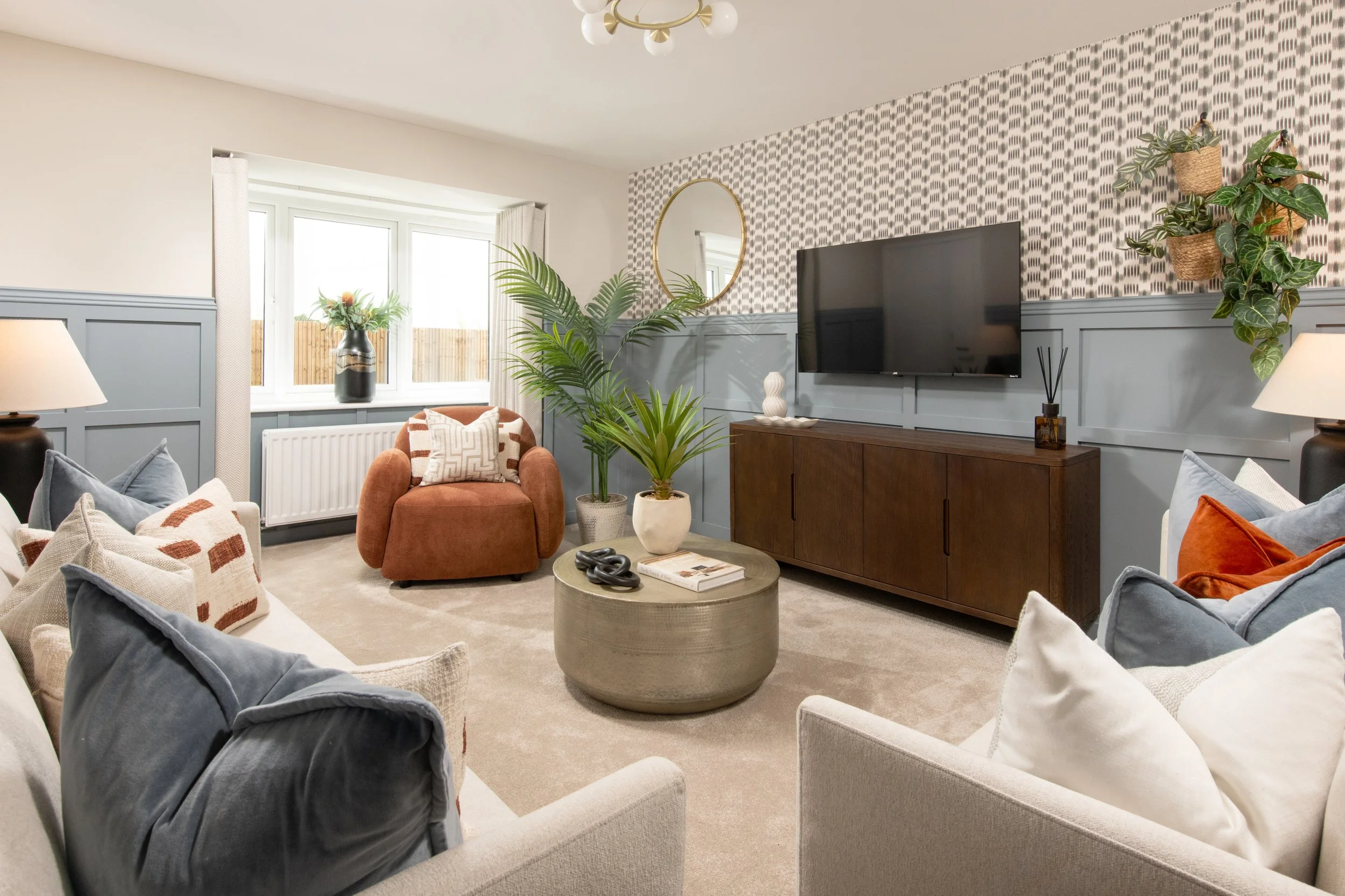 001 CrestNicholson_BranstonLocks_Romsey_Rooms_Website.jpg