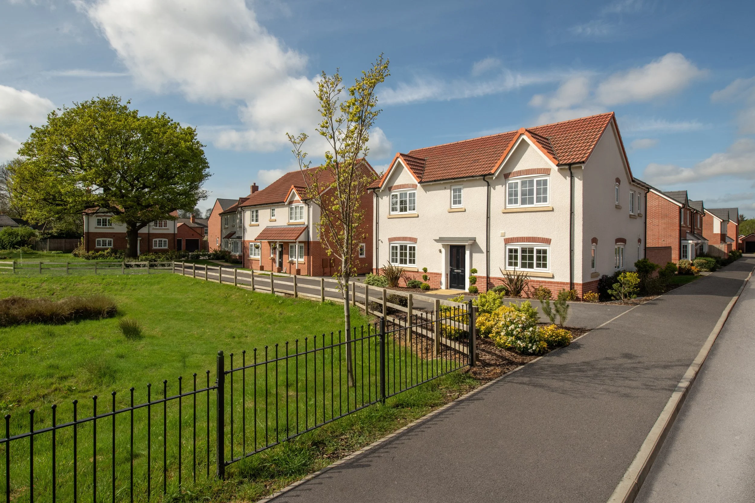 001 CrestNicholson_KegworthGate_External_SS_Website.jpg