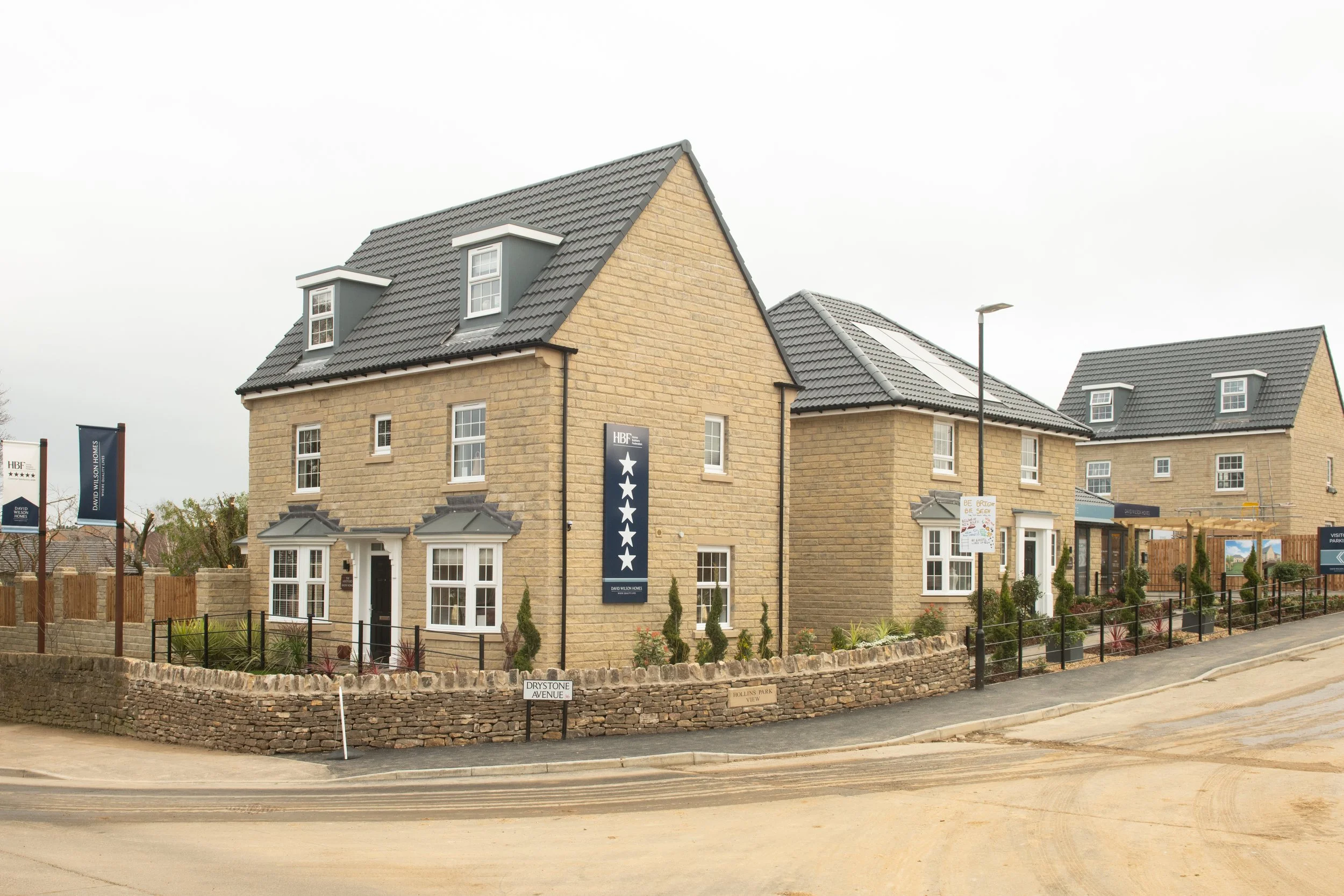 001 BYW_HollinsParkView_Sheffield_Ext_Hertford_Kirkdale_4bed_Unedited.jpg